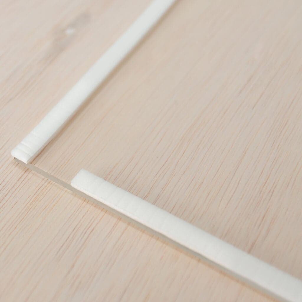 Isolatieband plakken met open stukje voor isolatie