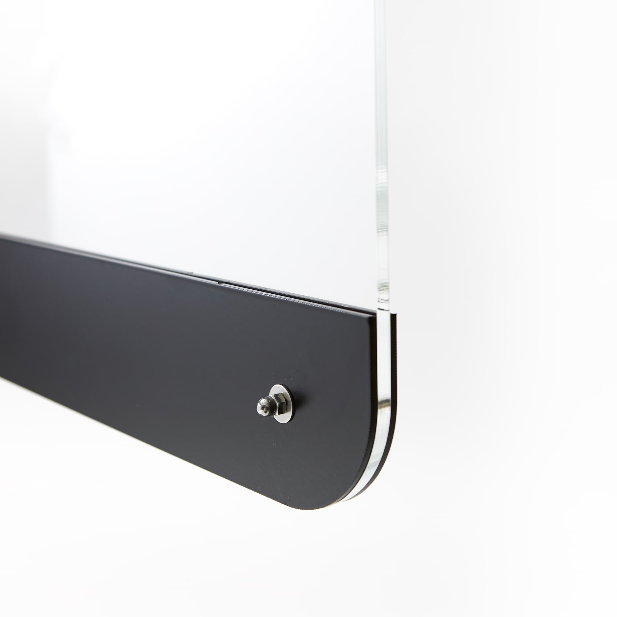 Plexiglas scherm op stalen voet